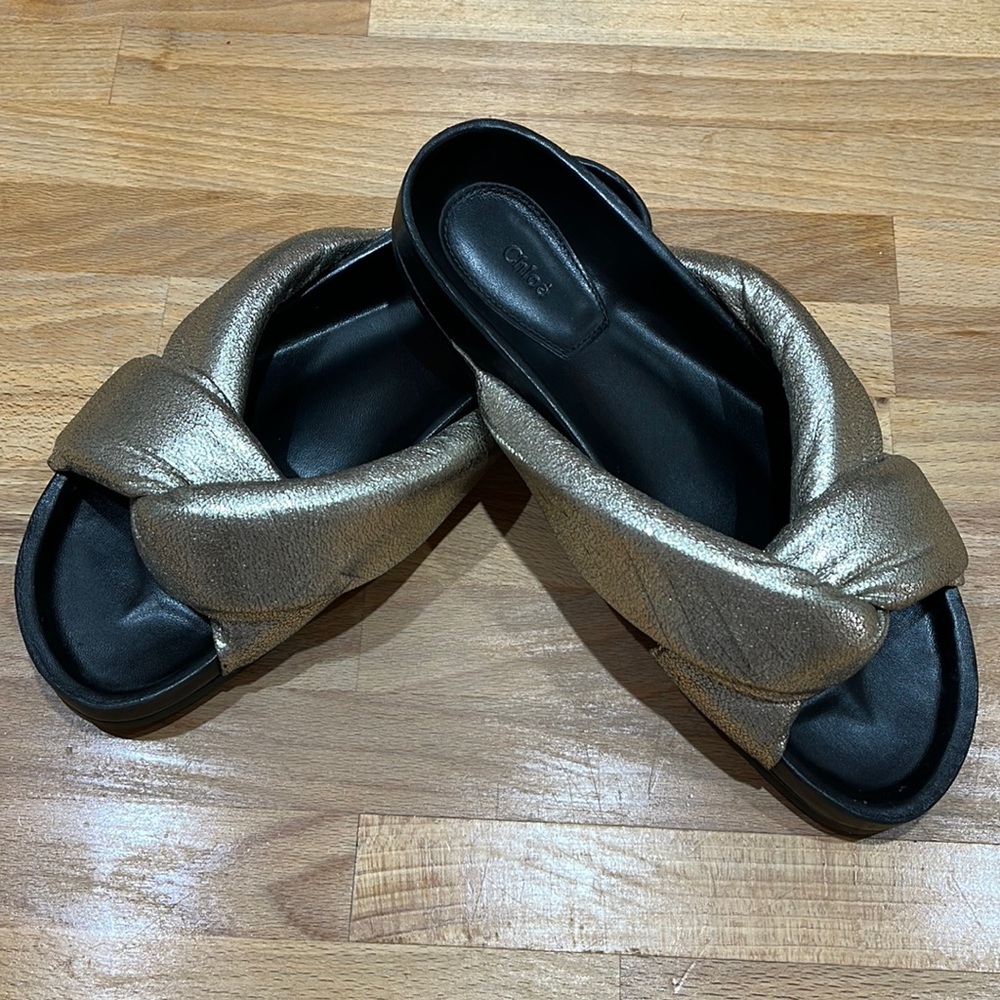 Like new!!!!! Chloe slides